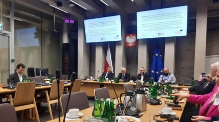 Jak buduje się prawdziwe sąsiedztwo? 35 lat polsko-niemieckiej współpracy organizacji społecznych w Sejmie RP